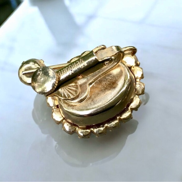 🌺Vintage Vendome Rhinestone Earrings - Picture 7 of 14
